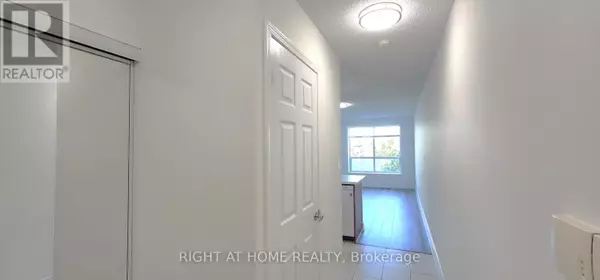 Richmond Hill (langstaff), ON L4B4P6,51 Baffin CT #501