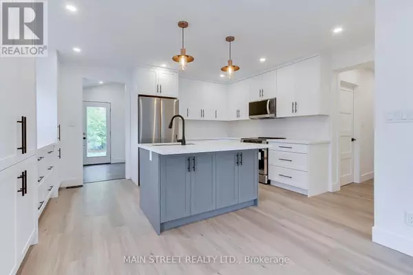 Georgina (keswick South), ON L4P2Z2,353 PASADENA DRIVE