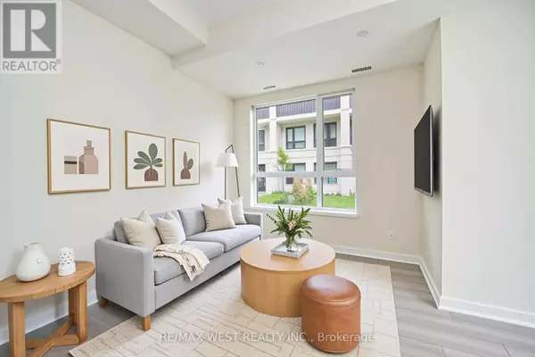 Richmond Hill, ON L4S0P4,65 Saigon DR #B103