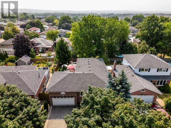 103 IMPERIAL CRESCENT, Bradford West Gwillimbury (bradford), ON L3Z2N6