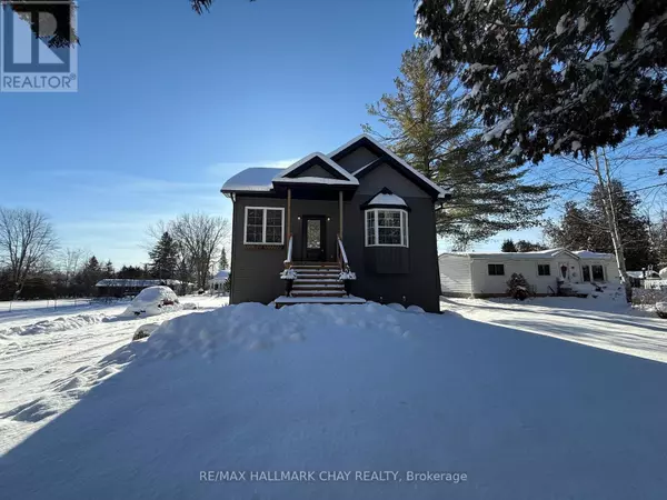 Innisfil, ON L0L1C0,1047 LARCH STREET