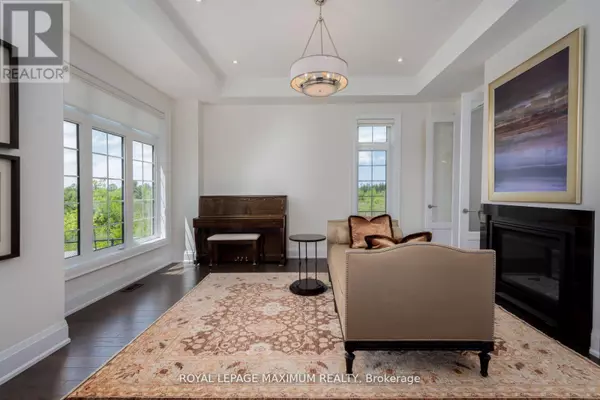 Vaughan (kleinburg), ON L4H4N6,49 MARY NATASHA COURT