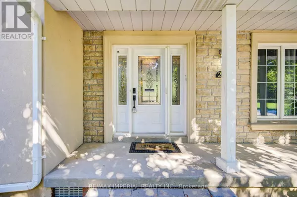 Richmond Hill (oak Ridges), ON L4E2P5,20 BLACKFOREST DRIVE