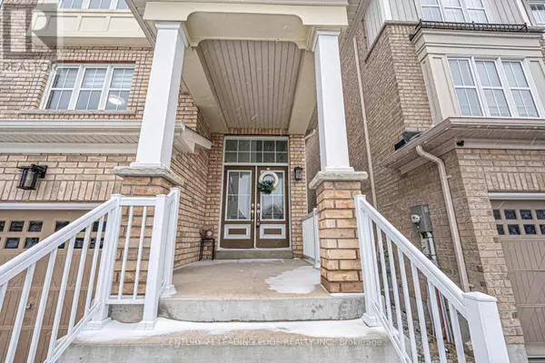 East Gwillimbury (mt Albert), ON L0G1M0,87 RIDGE GATE CRESCENT