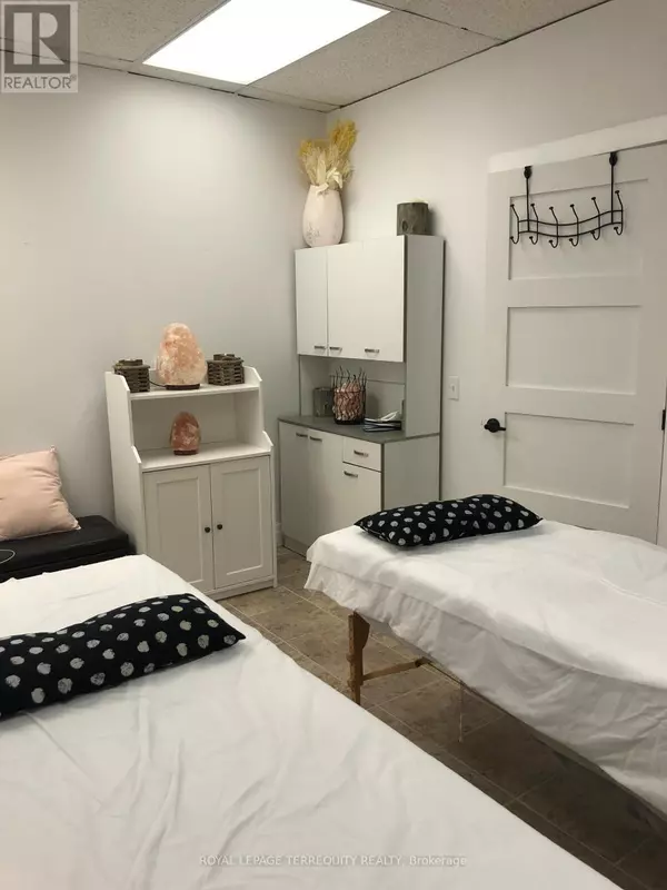 Vaughan (east Woodbridge), ON L4L9P1,13 OFFICE 202 - 8611 WESTON ROAD