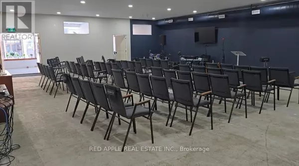 Bradford West Gwillimbury (bradford), ON L3Z2A8,5 HOLLAND STREET W