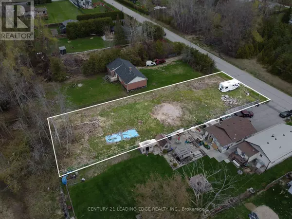 Georgina (virginia), ON L0E1R0,166 VIRGINIA BOULEVARD