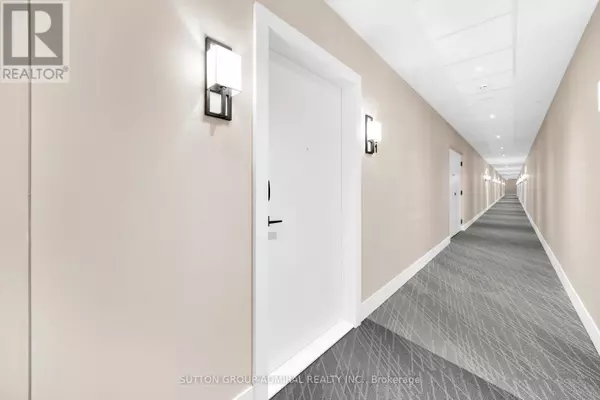 Innisfil, ON L9S0R5,415 Sea Ray AVE #431