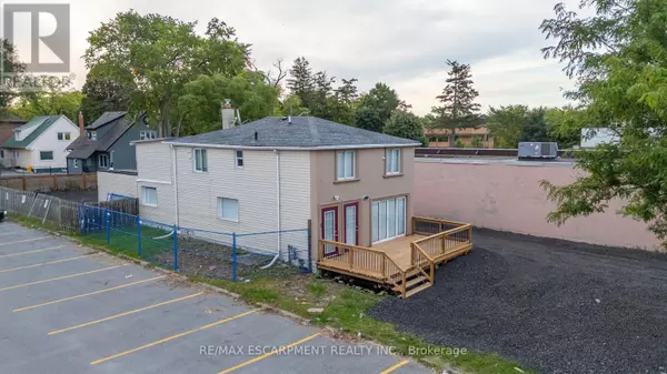 10329 YONGE STREET, Richmond Hill (north Richvale), ON L4C3C1