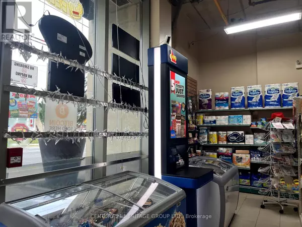 Vaughan (west Woodbridge), ON L4L0C6,281 Woodbridge AVE #26