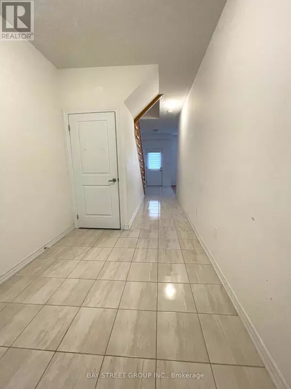 Markham (wismer), ON L6E0V6,24 IMPERIAL COLLEGE LANE