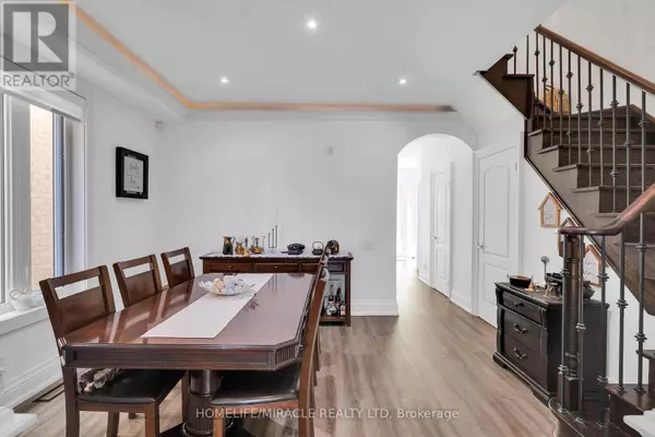 Vaughan (patterson), ON L6A4E8,399 LADY NADIA DRIVE