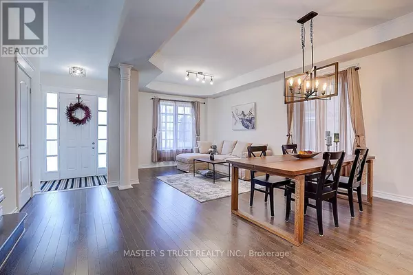 Richmond Hill (oak Ridges Lake Wilcox), ON L4E1B8,242 PARADELLE DRIVE