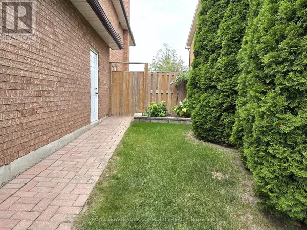 Vaughan (east Woodbridge), ON L4L7L3,2 Olive Green RD #Basement
