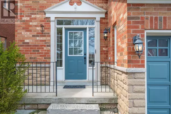 Newmarket (summerhill Estates), ON L3X2W1,228 SAWMILL VALLEY DRIVE