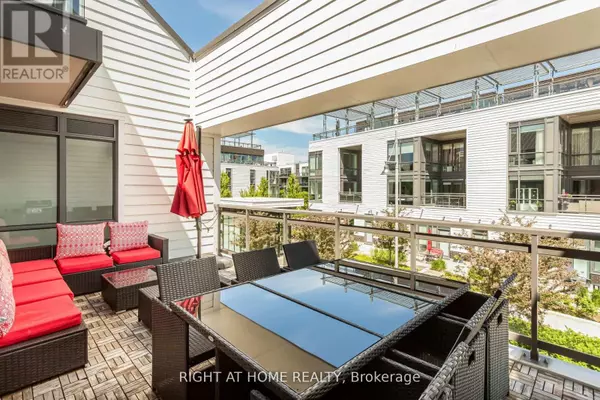 Innisfil, ON L9S0M6,275 Broward WAY #58