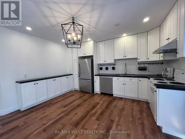 King (schomberg), ON L0G1T0,203 Main ST #2A