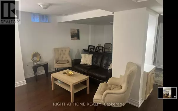 Richmond Hill (devonsleigh), ON L4S1C1,85 Bilbermar DR #Bsm