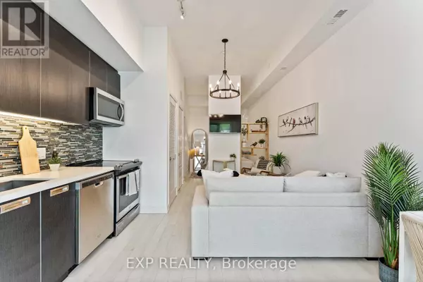 Innisfil, ON L9S0M1,247 Broward WAY #31