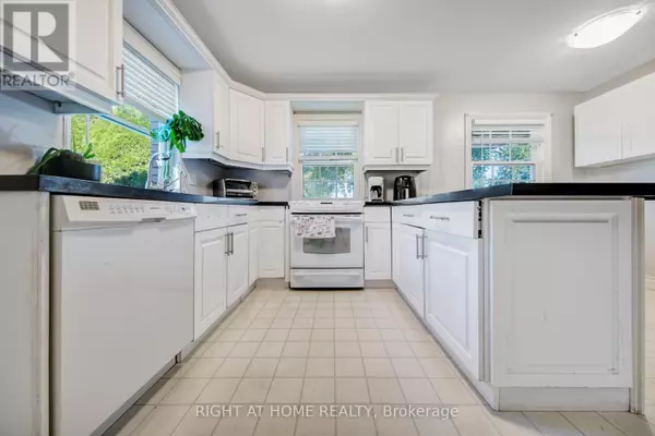 Innisfil, ON L9S3G1,1905 LOCKHART ROAD