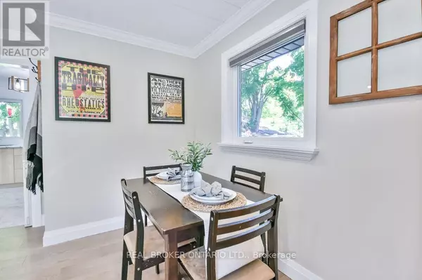 Innisfil, ON L9S2J1,812 COOK STREET