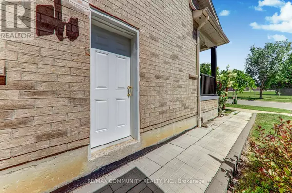 Whitchurch-stouffville (stouffville), ON L4A0B4,138 West Lawn CRES #Bsmt