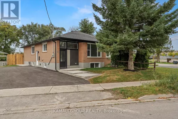 63 Walter AVE #MAIN, Newmarket (bristol-london), ON L3Y2T4