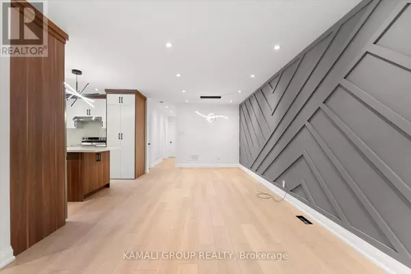 Newmarket (bristol-london), ON L3Y2T4,63 Walter AVE #MAIN