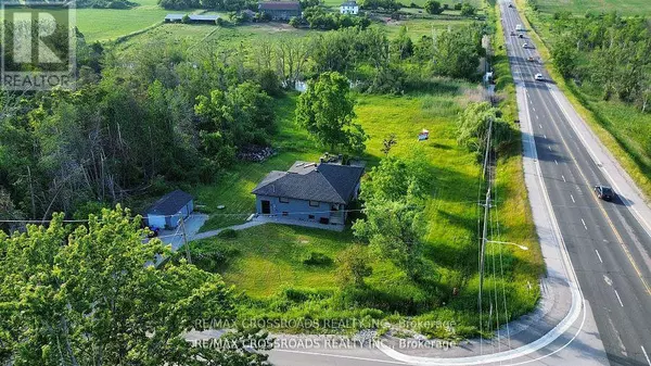 Innisfil, ON L9S4P3,7118 YONGE STREET