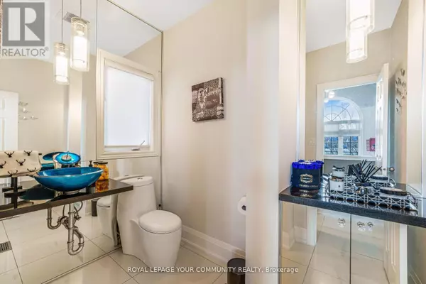 Vaughan (patterson), ON L6A4M1,339 THOMAS COOK AVENUE