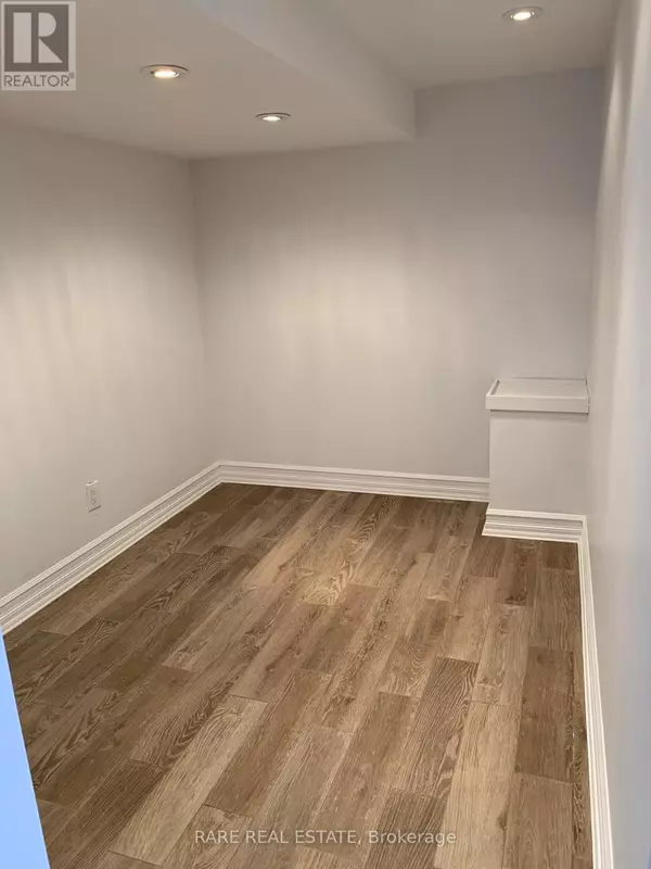 Richmond Hill (crosby), ON L4C2Z3,391 ALPER STREET