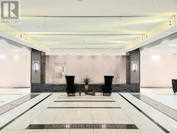 Markham (thornhill), ON L3T0E1,7167 YONGE ST #1007