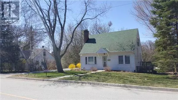 66 ROXBOROUGH ROAD, Newmarket (gorham-college Manor), ON L3Y3L2