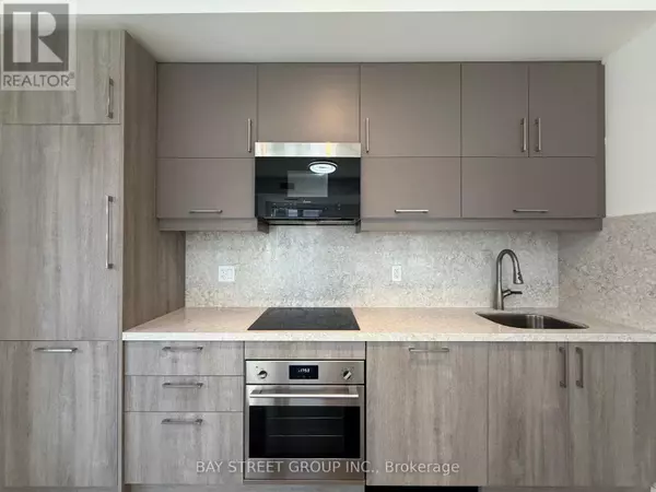 38 Simcoe Promenade #618, Markham (unionville), ON L6G1B3