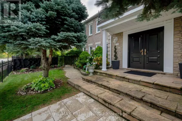 Vaughan (east Woodbridge), ON L4L8J7,1 RADLEY STREET