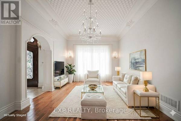 Vaughan (islington Woods), ON L4L1M3,68 DAVIDSON DRIVE