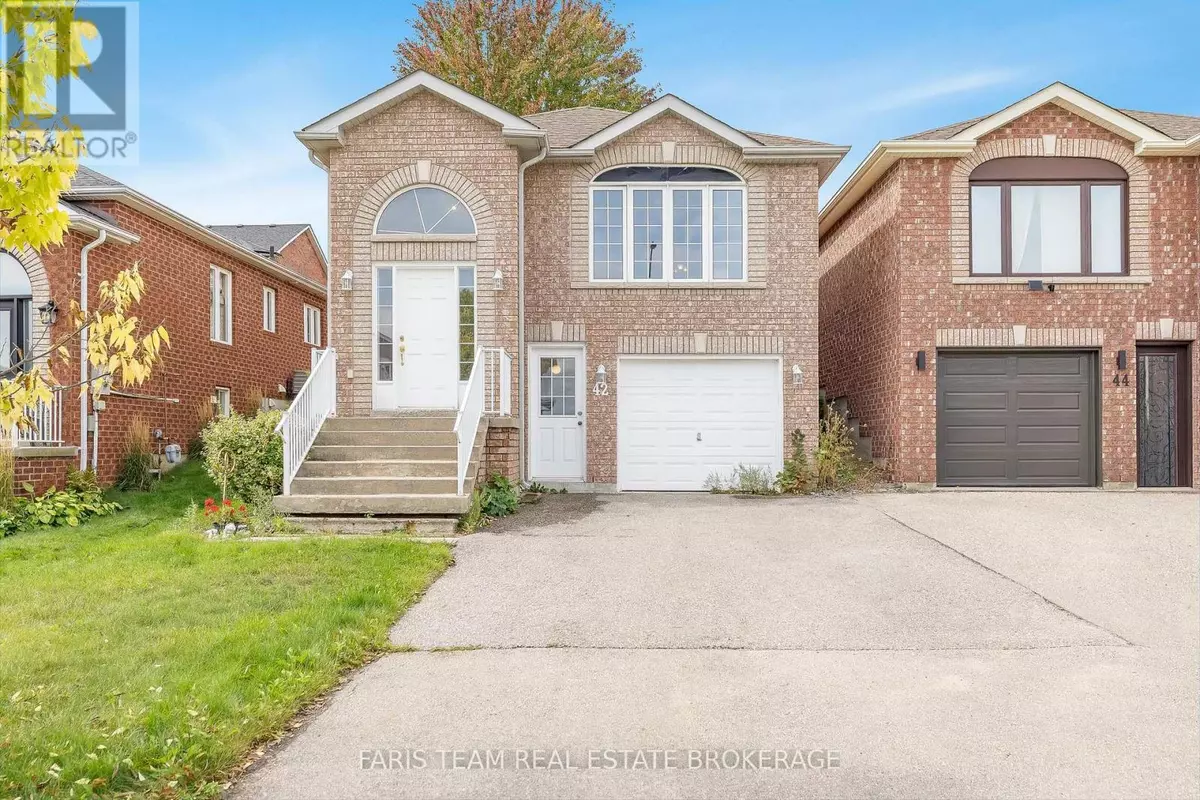 Bradford West Gwillimbury (bradford), ON L3Z3C9,42 SMITH STREET