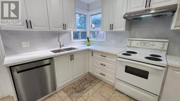 Richmond Hill (crosby), ON L4C2N2,42 CARTIER CRESCENT