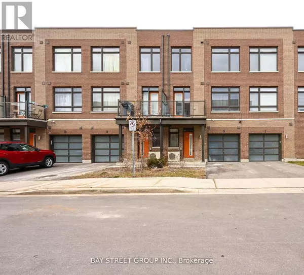 9 SEYMOUR STREET, Vaughan (vaughan Grove), ON L4L0L7