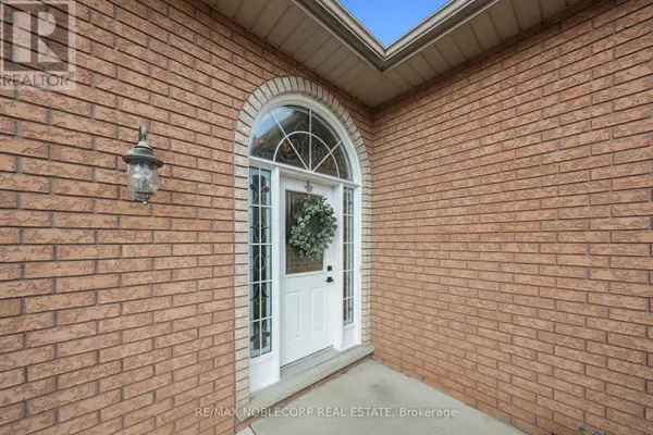 Adjala-tosorontio (everett), ON L0M1J0,1 DEKKER STREET