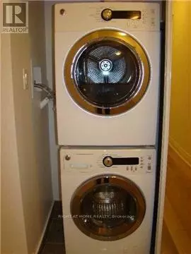 Markham (thornhill), ON L3T0C9,7165 Yonge ST #1507