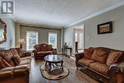 Richmond Hill (south Richvale), ON L4C6Y9,88 WINDERMERE CRESCENT
