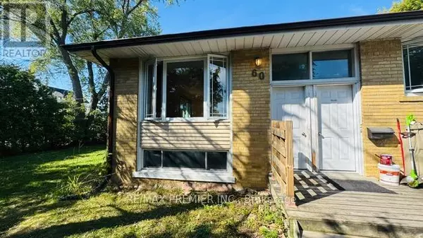 60 Maralim RD #Main, Richmond Hill (crosby), ON L4C2K8