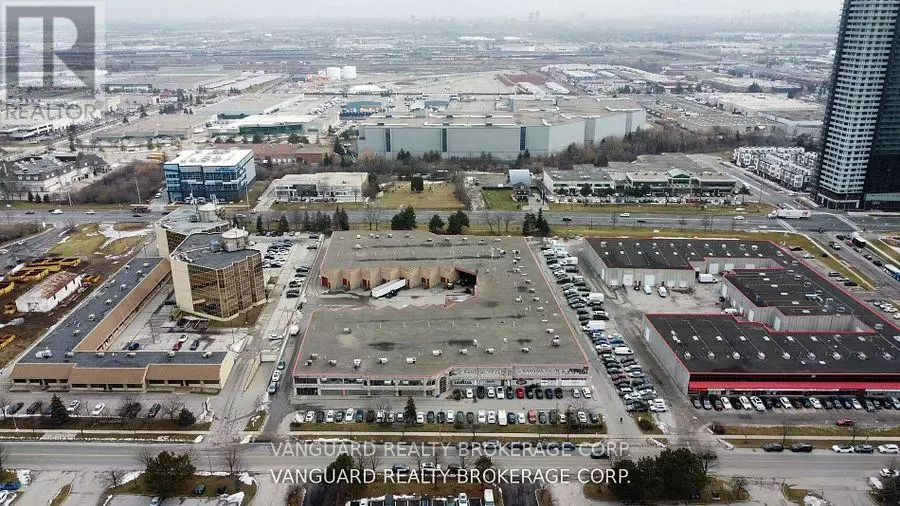 Vaughan (concord), ON L4K3W7,231 Millway AVE #17