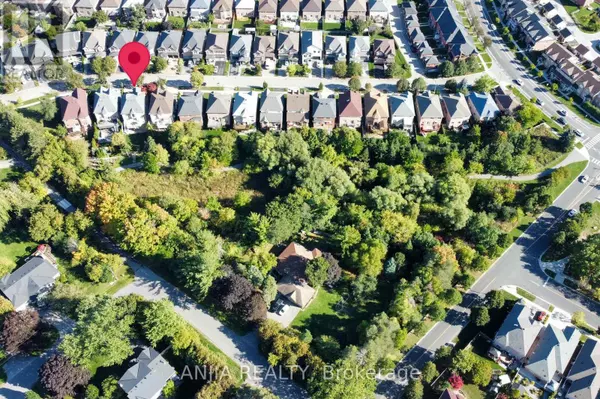 Markham (village Green-south Unionville), ON L3R4S4,30 ANNINA CRESCENT