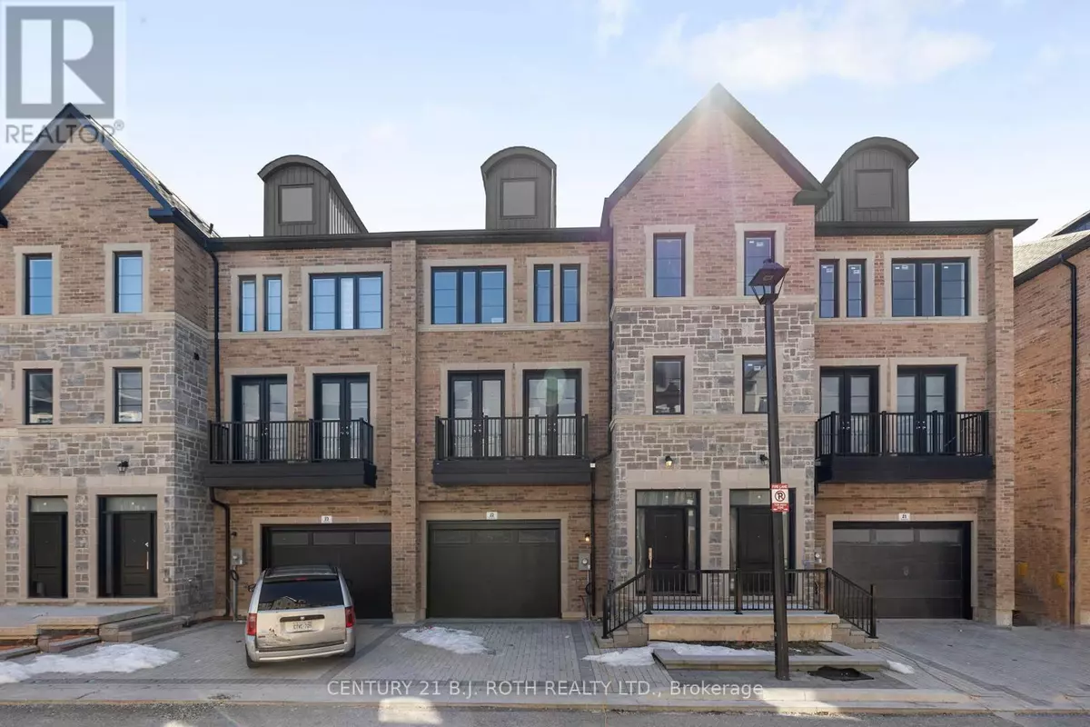 Newmarket (central Newmarket), ON L3Y1K1,260 EAGLE ST #22