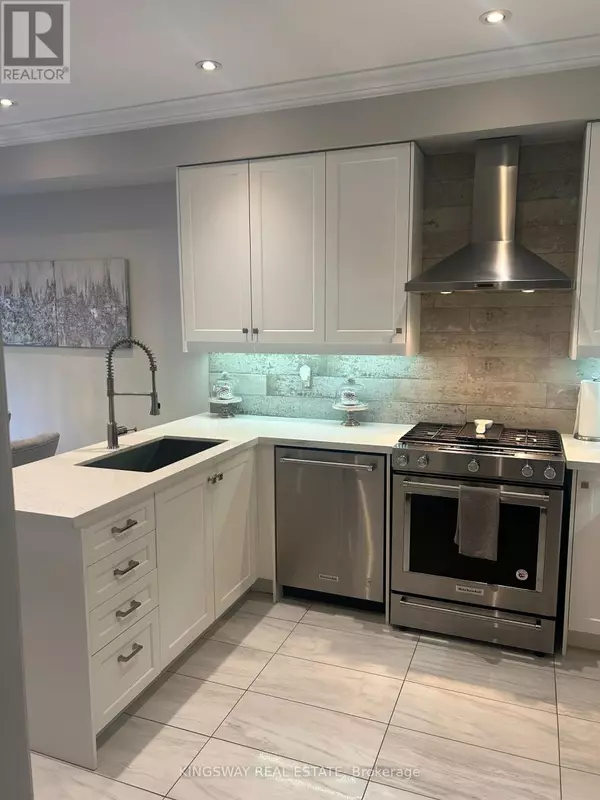 Bradford West Gwillimbury (bradford), ON L3Z0J7,131 CHELSEA CRESCENT