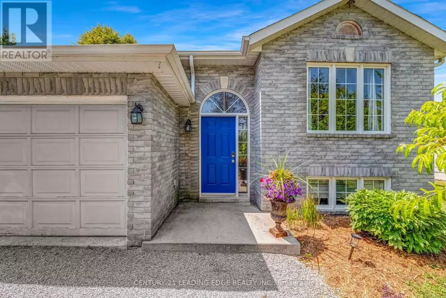 56 RIVERVIEW BEACH ROAD, Georgina (pefferlaw), ON L0E1N0