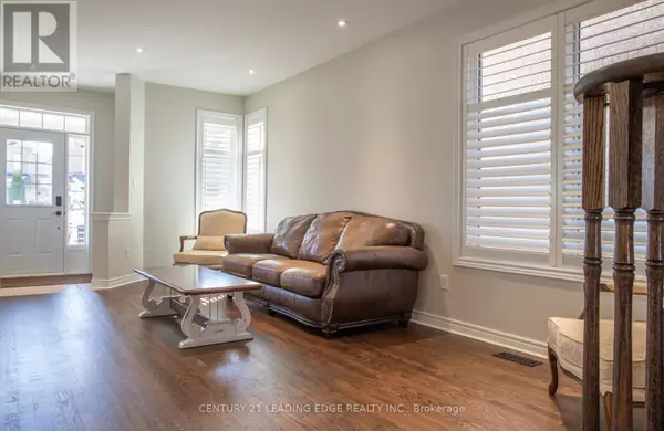 Whitchurch-stouffville (stouffville), ON L4A0R9,327 MANTLE AVENUE