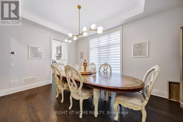 Richmond Hill (oak Ridges), ON L4E1G6,38 MENOTTI DRIVE